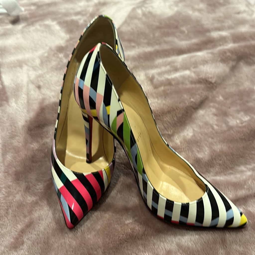 Red Bottoms Size 375 As Good As New Used Only A Few Times